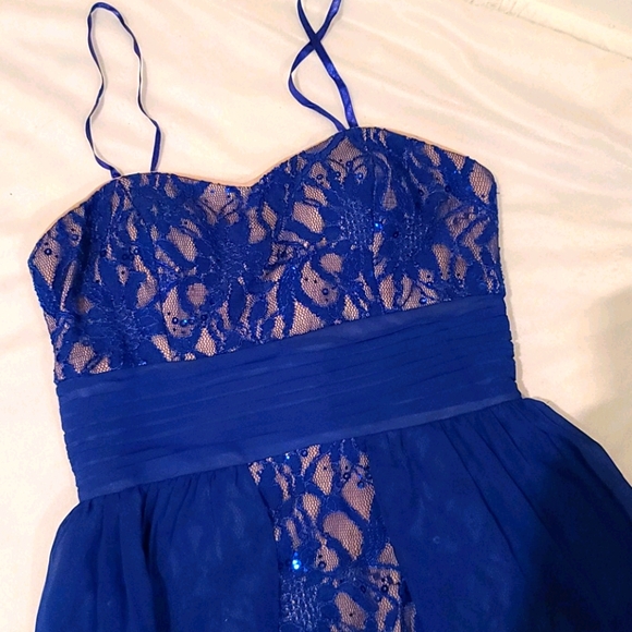 NWT Hailey Logan Gown Sz 3/4 - Picture 2 of 2